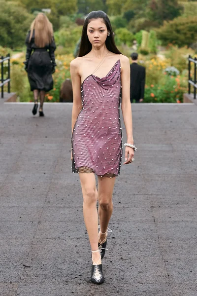 Look 39